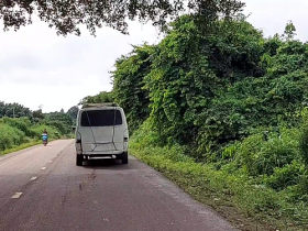 ឈ្មួញ​​ទាំងធំទាំង​តូ​ចសម្រុ​កដឹ​កជ​ញ្ជូនឈើ​ពីស្រុ​កបរកែវខេ​ត្តរត​នគិរីចេញ​​ទៅលក់​ស្រុ​​ក​​យួ​ន​រាល់​ថ្ងៃ​​